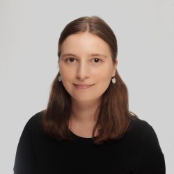 Dr Camille MAJCHRZAK